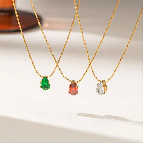 Minimalist Titanium Steel 18K Gold Plated Pear Shaped Zirconia Pendant Necklace Elegant Teardrop Clavicle Chain Jewelry For Women