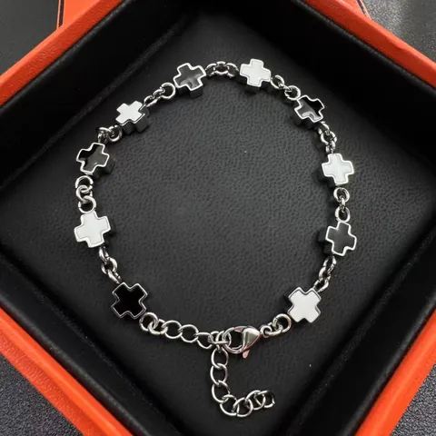 Mode Luxus Kreuz Armband Für Herren Damen Edelstahl Schwarz Weiß Emaille Kreuz Link Kette Trendy Street Schmuck Geschenk