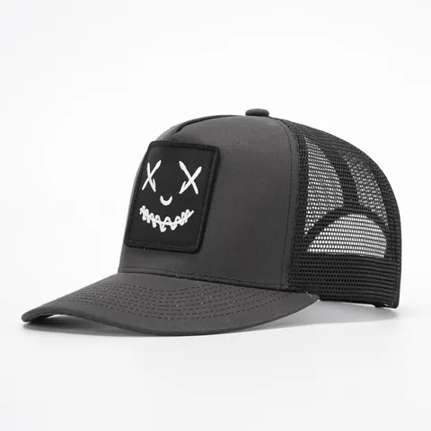 Ghost Face Smile Patch Embroidery Trucker Hat XX Eyes Streetwear Mesh Back Adjustable Sunshade Baseball Cap For Men Women