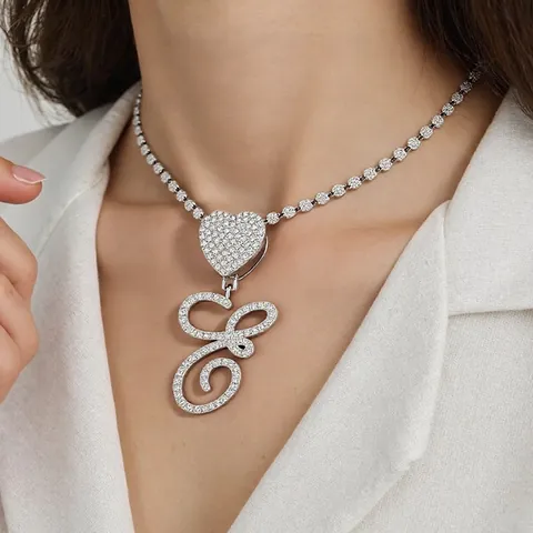 Collier Pendentif Lettre Hip Hop pour Femme Plaqué Or Argent Alliage Strass Cœur Chaîne de Tennis Bijoux de Mode Cadeau