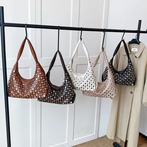 Borsa Hobo in Pelle PU con Borchie Vintage Americano per Donna Moda Tinta Unita Rivetto Sottobraccio Borsa a Tracolla Grande Capacità Borsa da Pendolare