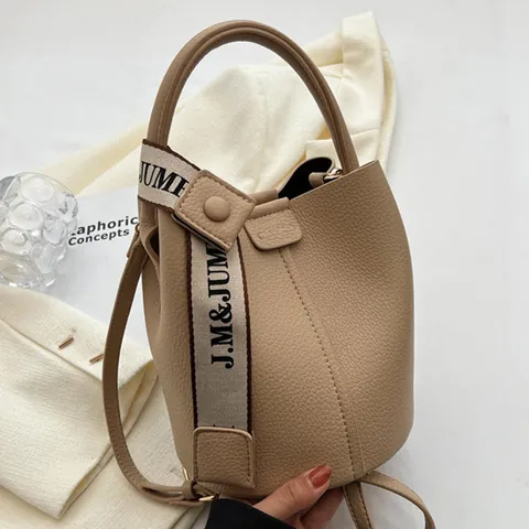 Women Fashion Lychee Pattern PU Leather Bucket Bag With Wide Letter Print Strap Top Handle Crossbody Shoulder Bag