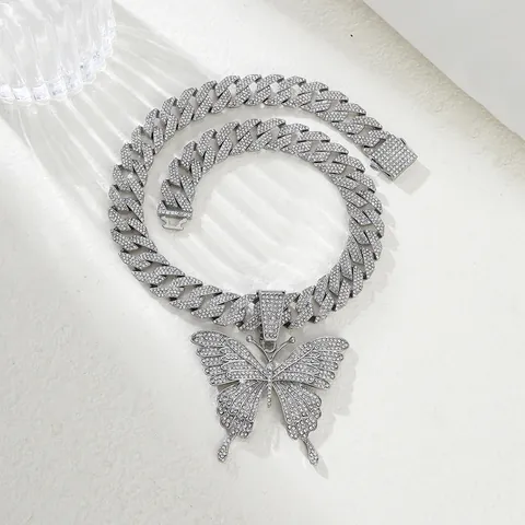 Collana con Pendentif a Farfalla con Strass Iced Out Hip Hop Esagerata per Uomo Donna Gioielli in Lega Catena Cubana