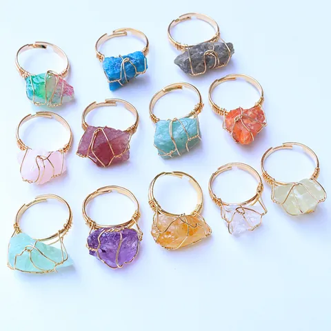 Natürlicher Rohstein Drahtumwickelt Verstellbarer Offener Ring Vergoldetes Messing Bohemian Amethyst Quarz Kristall Schmuck Für Damen