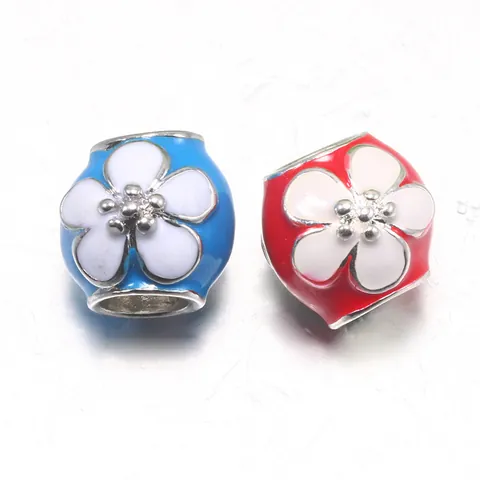 Perle in Lega Smalto Fai da Te a Forma di Fiore di Ciliegio Stile Europeo Sakura Perle Fascino per Bracciale Collana Creazione Gioielli Donna