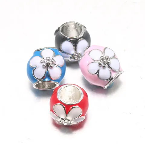 Perle in Lega Smalto Fai da Te a Forma di Fiore di Ciliegio Stile Europeo Sakura Perle Fascino per Bracciale Collana Creazione Gioielli Donna