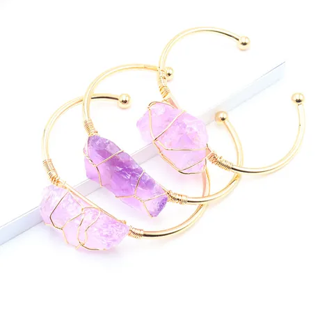 Natürliche Rohkristallstein Drahtumwickelt Offene Armreif Für Damen Vergoldet Unregelmäßige Amethyst Quarz Handgefertigter Schmuck