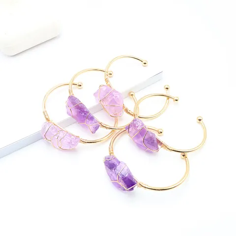 Natürliche Rohkristallstein Drahtumwickelt Offene Armreif Für Damen Vergoldet Unregelmäßige Amethyst Quarz Handgefertigter Schmuck