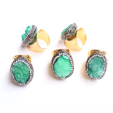 Bagues Ouvertes Vintage en Agate Druzy Verte Pour Femmes Bague en Alliage Plaqué Or Martelée Avec Bordure en Strass Bijoux en Pierre Naturelle Réglables