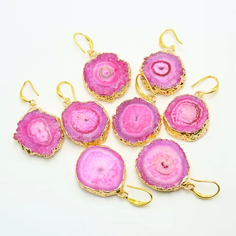 Boucles d'Oreilles Pendantes Fleur en Agate Cristal Naturel Irrégulier pour Femmes Bohème Cuivre Plaqué Or Bijoux