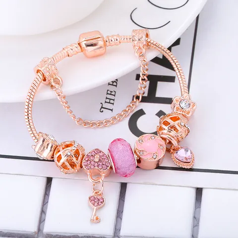 Pulsera De Aleación Chapada En Oro Rosa Con Cuentas De Cristal Rosa Y Colgantes De Corazón Y Llave Joyería Romántica Mujer
