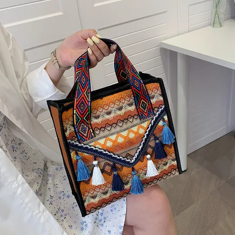 Sac Seau Bohème Ethnique En Toile Tissée Avec Pompons Colorés Sac À Main Décontracté Pour Femmes