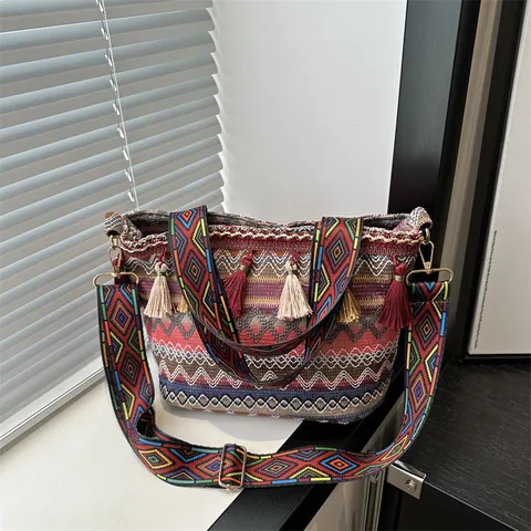 Bohemian Ethnic Woven Shoulder Bag For Women Geometric Pattern Tote Bag With Tassels And Adjustable Broad Strap Daily Casual Travel Handbag