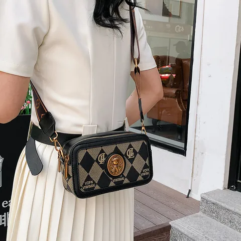 Borsa per Fotocamera Retro Monogramma per Donna Trendy in Pelle PU Piccola Borsa a Tracolla Quadrata con Tracolla Larga Regolabile Borsa a Tracolla alla Moda