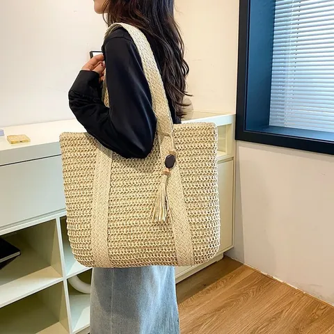 Sac Cabas en Paille Tressée Bohémien pour Femme Grande Capacité Sac à Bandoulière de Plage Avec Gland et Perles en Bois