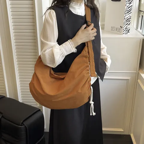 Women Large Capacity Nylon Hobo Crossbody Bag Korean Style Minimalist Casual Shoulder Bag With Drawstring Lightweight Travel Tote