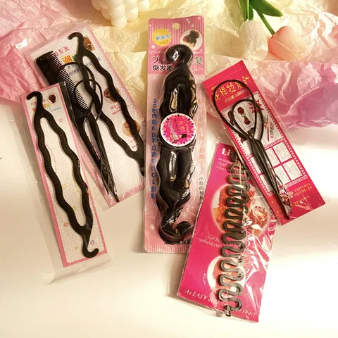 Professional Hair Styling Braiding Tools Black Plastic Topsy Tail Hair Comb DIY Hair Braid Maker Bun Accessories For Women