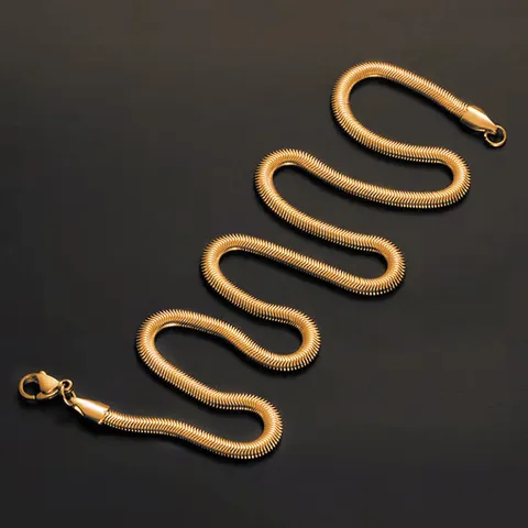 Collier Chaîne Serpent Plate en Acier Inoxydable Plaqué Or 18K pour Femmes Hommes Bijoux Minimalistes Cadeau Quotidien Accessoire
