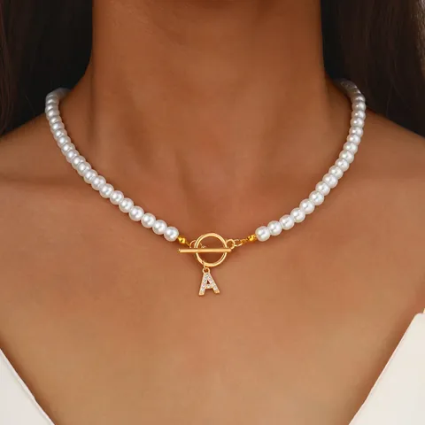 Rhinestone Initial Letter Faux Artificial Pearl Necklace For Women Gold Plated Alloy Toggle OT Buckle Niche Elegant Jewelry Gift