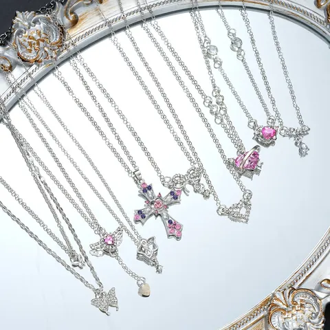 Vintage Alloy Rhinestone Butterfly Cross Heart Planet Necklace Collection For Women Sweet Fashion Y2K Jewelry Accessory
