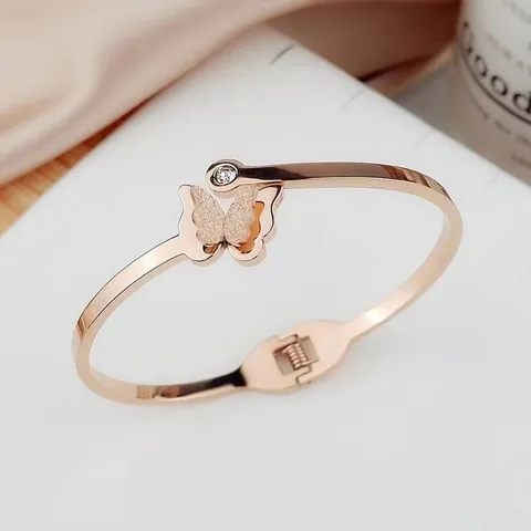 Gioielli a Farfalla in Oro Rosa Collana in Acciaio al Titanio Orecchini Anello Bracciale Design Smerigliato per Donna