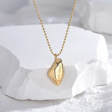 Collana Con Pendente in Acciaio al Titanio Placcato Oro Per Donna Minimalista Cuore Geometrico Numeri Romani Triplo Anello Gioielli
