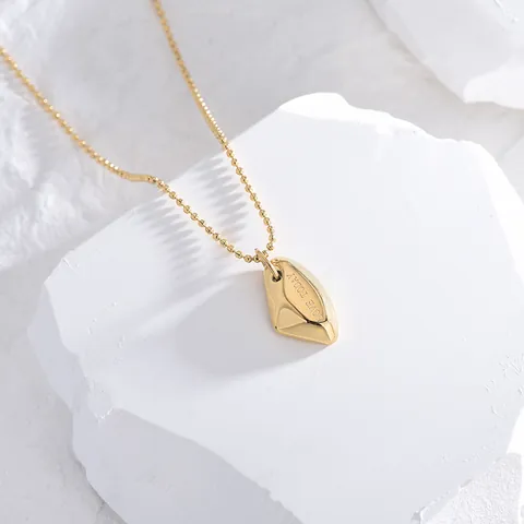Collana Con Pendente in Acciaio al Titanio Placcato Oro Per Donna Minimalista Cuore Geometrico Numeri Romani Triplo Anello Gioielli