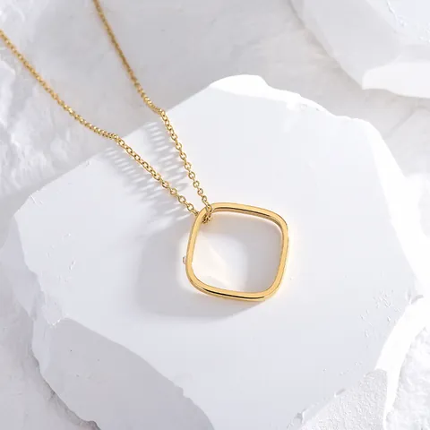 Collana in Acciaio al Titanio con Pendente Quadrato a Doppio Anello con Numeri Romani per Donna Gioielli Minimalisti Placcati in Oro Rosa
