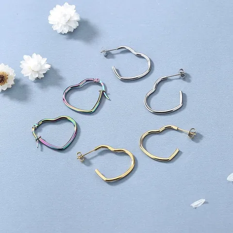 Moda Orecchini a Cerchio a Cuore in Acciaio Inossidabile per Donna Minimalisti Geometrici Oro Argento Cangianti Gioielli