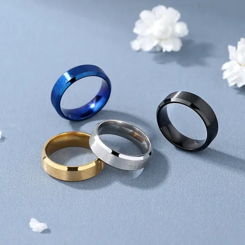 Bague Anneau en Acier Inoxydable Minimaliste Pour Hommes Femmes Unisexe Finition Brossée Bord Biseauté Bijoux de Mode Cadeau