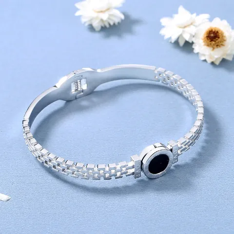 Bracciale Rigido in Acciaio Inossidabile Con Numeri Romani e Disco Nero Inciso Love Gioielli a Catena Cava per Donna Regalo