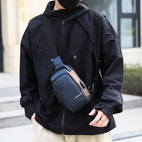 Sac de Poitrine Antivol pour Homme Avec Serrure à Combinaison Port de Charge USB Hydrofuge Sac à Bandoulière Casual Sport Voyage Sac à Dos