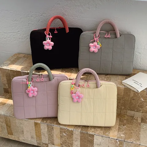 Sac à Main Matelassé pour Ordinateur Portable Femmes Grande Capacité Housse Douce Rembourrée avec Charme de Fleur Porte-documents