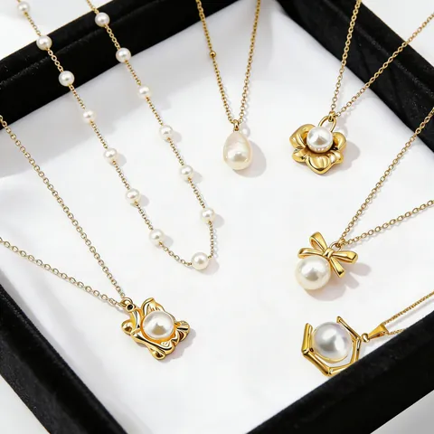 Elegante Vergoldete Edelstahl Künstliche Perle Anhänger Halskette Für Damen Leichte Mode Schmuck Geschenk Täglich Party Halsketten