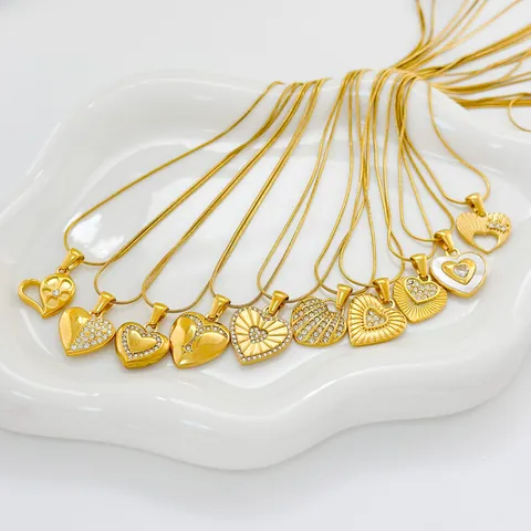 18K Gold Plated 304 Stainless Steel Heart Pendant Necklace For Women Zirconia Shell Elegant Snake Chain Jewelry Gift