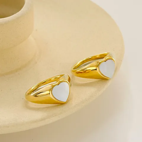 304 Stainless Steel 18K PVD Gold Plated Heart Signet Ring With White Mother Of Artificial Pearl Minimalist Fashion Jewelry For Women