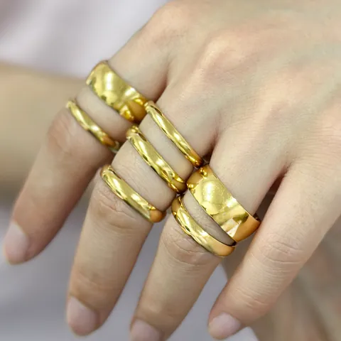 Minimalist 18K PVD Gold Plated 304 Stainless Steel Plain Band Ring For Women Waterproof Anti Allergic Ins Style Jewelry