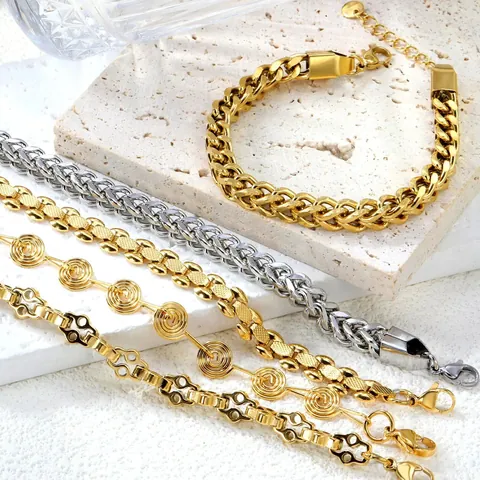 Bracciali alla Moda in Acciaio Inossidabile Placcato Oro 18K per Donna Eleganti Gioielli con Catena a Maglie Geometriche per Regali di Feste Quotidiane