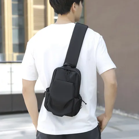 Men Casual Oxford Cloth Chest Bag Waterproof Nylon Crossbody Bag Multi Pocket Shoulder Bag For Commuting Travel Solid Color