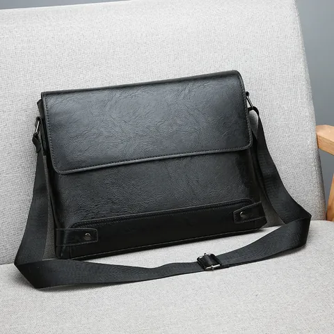 Herren Retro PU Leder Umhängetasche Business Casual Messenger Bag Große Kapazität Wasserdicht Schultertasche Für Reise Arbeit