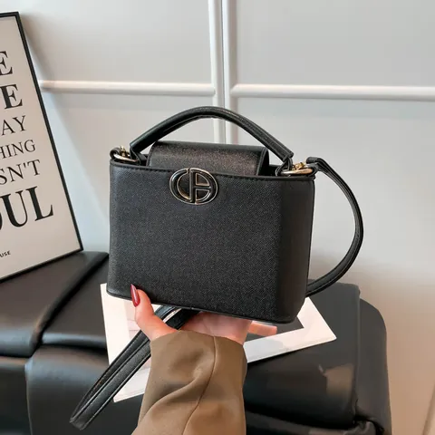 Women Fashion PU Leather Crossbody Bag Elegant Lychee Pattern Shoulder Handbag Simple Box Bag With Metal Buckle Decoration