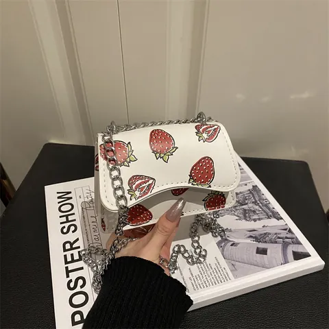 Dames Mini Telefoon Crossbody Tas PU-leer Kers Aardbei Lip Bedrukking Metalen Ketting Kleine Vierkante Klep Tas Winter Tas