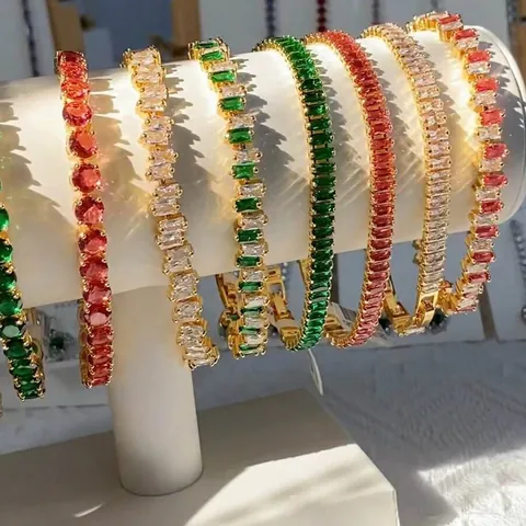 Bracelet de Tennis Exquis en Acier Inoxydable Plaqué Or 18K Bracelet en Cristal Ovale Baguette en Zircone Multicolore pour Cadeau Bijoux Femme