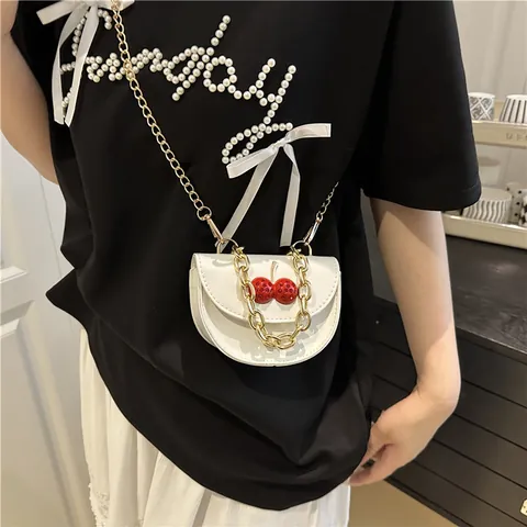 Mini PU Leder Umhängetasche Mit Kirsch Dekoration Metall Kettengurt Mode Kleine Quadratische Schultertasche Party Damen Handtasche