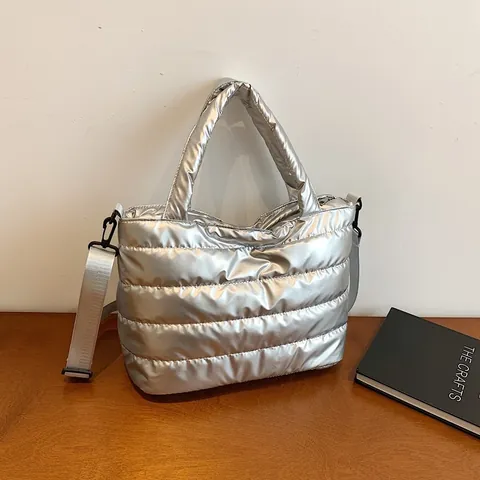 Bolso Tote Puffer Metalizado para Mujer Bolso de Hombro Acolchado Brillante Bolso de Mano de Algodón Espacial Gran Capacidad