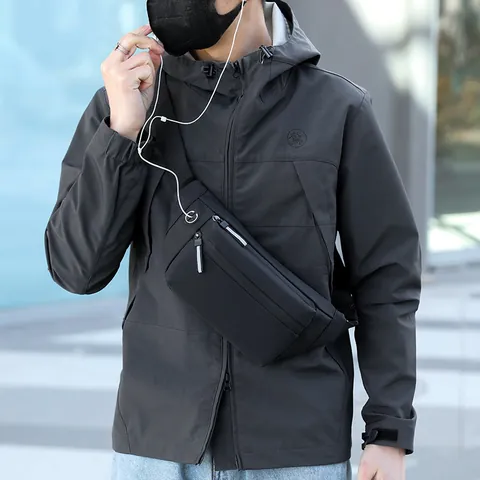 Riñonera Deportiva para Hombre Impermeable Gran Capacidad Bolso de Pecho Con Agujero Auriculares Tira Reflectante