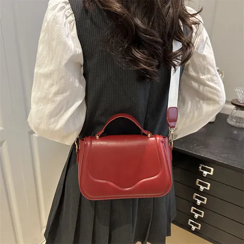 Moderna Minimalista Piccola Borsa Quadrata in Pelle PU per Donna Cuciture a Onde Coreane Borsa a Tracolla Con Tracolla Larga