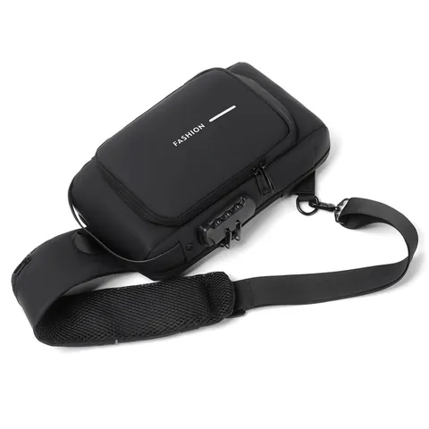 Sac de Poitrine Imperméable en Cuir PU pour Hommes Avec Port de Charge USB Serrure Antivol Sac Bandoulière Multifonctionnel