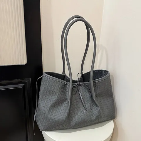 Große Kapazität Gewebte PU Leder Shopper Tasche Für Damen Mit Passendem Innenbeutel Lässige Pendler Schultertasche Büro