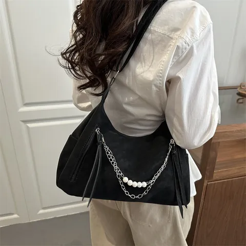 Damen Hobo Schultertasche Mit Großer Kapazität Künstliche Perle Metallkette Und Wolken Plüschanhänger Mode Kunstleder Achseltasche